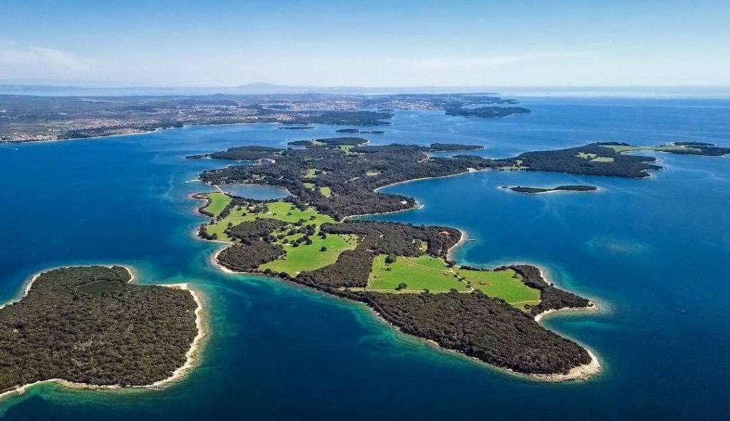 Plitvice Lakes Tour from Zadar